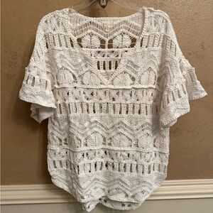 Dee Elle White Boxy Short Sleeve Blouse